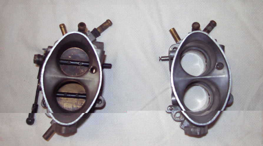 Hier beide Drosselklappen.